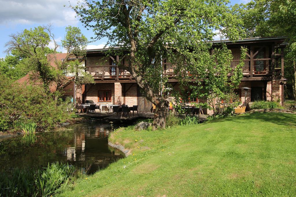 Hotel Areal Botanika Unhošť Exterior foto