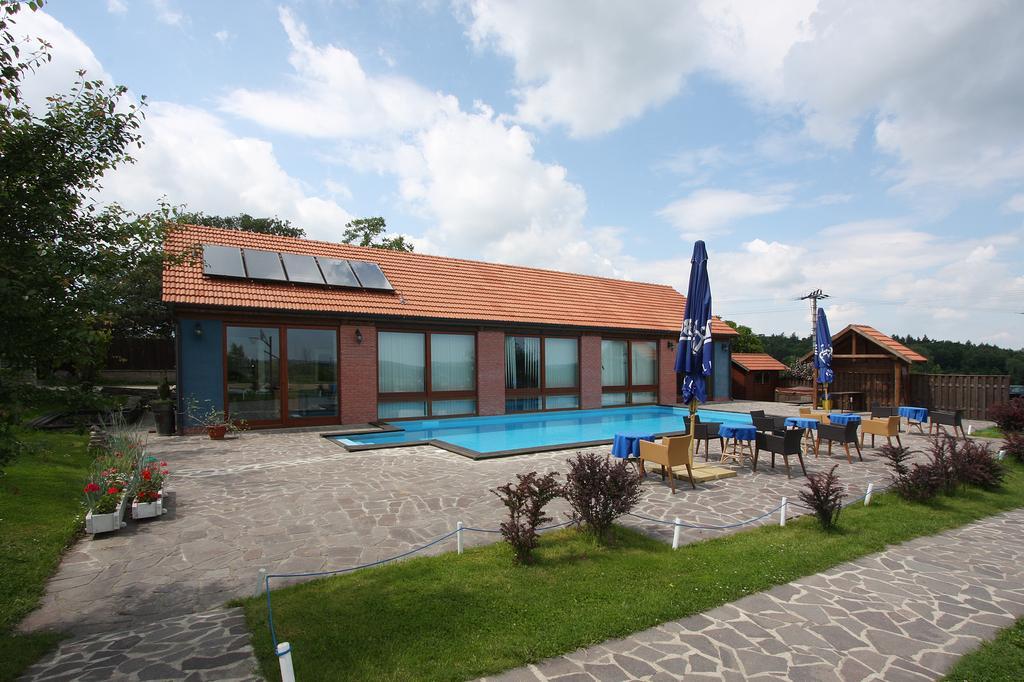 Hotel Areal Botanika Unhošť Exterior foto